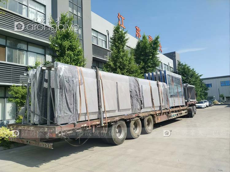 浙江智能化候車亭第三批發(fā)貨圖片